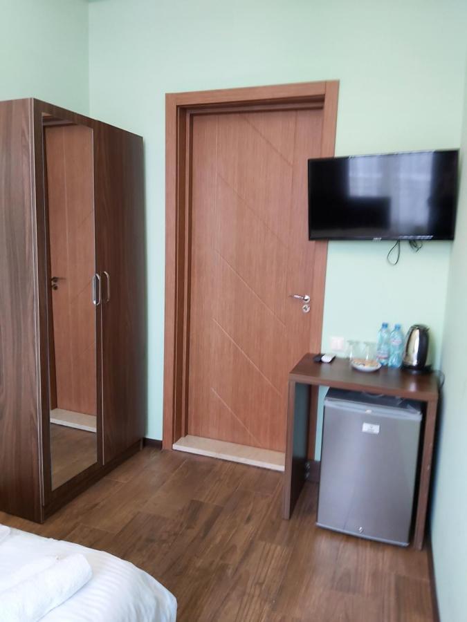 Hotel Maria Batumi Exteriör bild