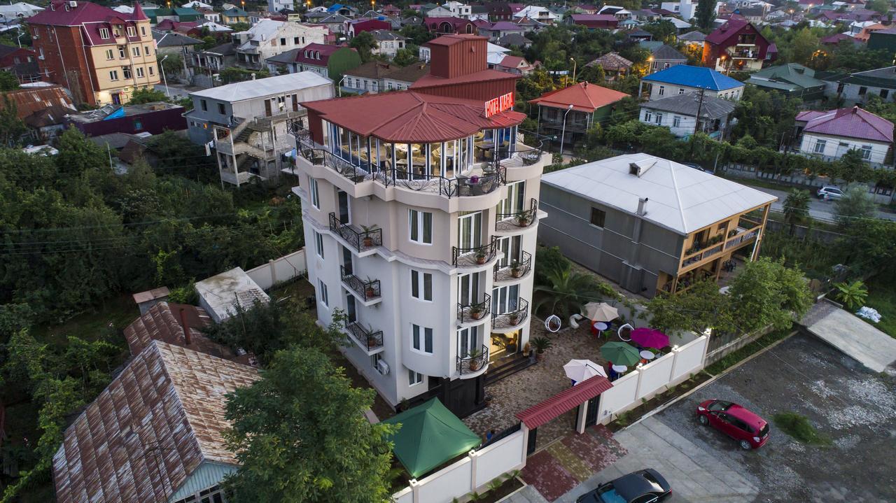 Hotel Maria Batumi Exteriör bild